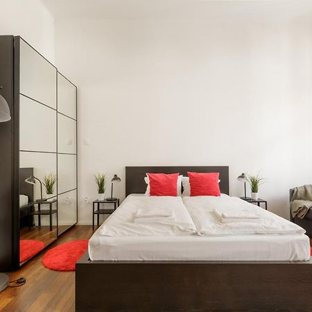 布达佩斯Red Dot Two - New Unit In The Heart Of Party Town公寓 外观 照片